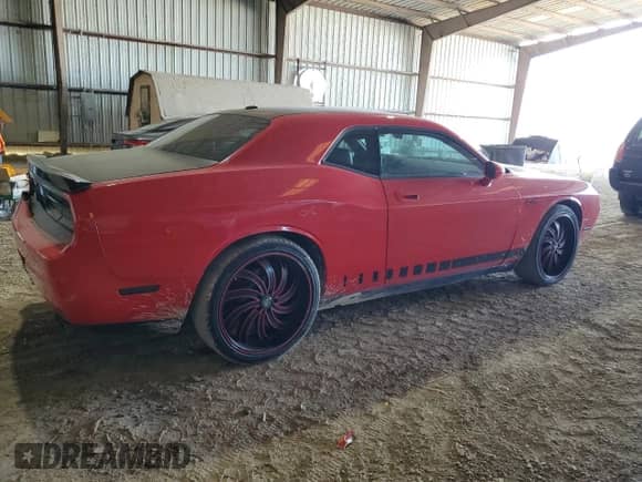 2009 Dodge Challenger SE z VIN 2B3LJ44V39H606703, wystawiony jako Copart lot #67492424 z przebiegiem 208 596 mil mil oraz Szkoda całkowita • Salvage title. Historia ofert i sprzedaży dostępna na DreamBid. Obrazek 3.