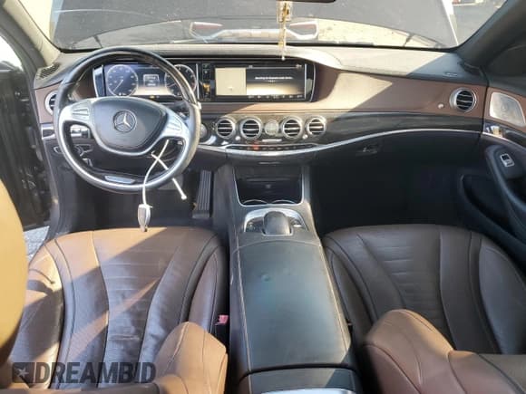 ✅ 2014 Mercedes-Benz S 550 • VIN: WDDUG8FB3EA017614 • Lot: 86685355. Wystawiony na Copart z przebiegiem 90 265 mil. Bezpłatny archiwum sprzedaży aukcyjnych z USA i szczegółowy raport historii pojazdu na DreamBid. Zdjęcie 8.