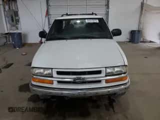 2001 Chevrolet Blazer LT z VIN 1GNDT13W91K224444, wystawiony jako Copart lot #81615015 z przebiegiem 225 699 mil mil oraz Szkoda całkowita • Salvage title. Historia ofert i sprzedaży dostępna na DreamBid. Obrazek 5.