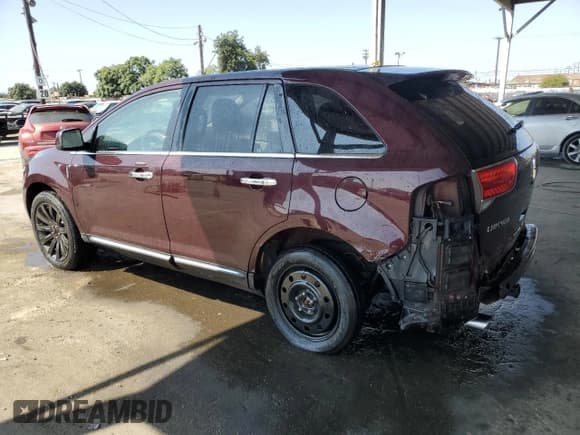 ✅ 2011 Lincoln MKX • VIN: 2LMDJ8JK2BBJ12166 • Lot: 81974465. Wystawiony na Copart z przebiegiem 83 273 mil. Bezpłatny archiwum sprzedaży aukcyjnych z USA i szczegółowy raport historii pojazdu na DreamBid. Zdjęcie 2.