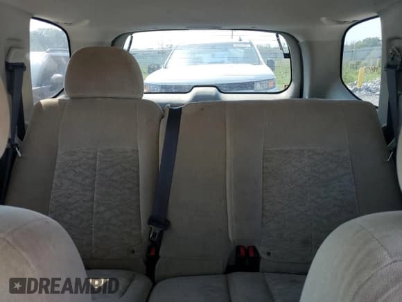 ✅ 2004 GMC Envoy SLE • VIN: 1GKES16S546231997 • Lot: 80627065. Listed on Copart with 252,215 mi. Free auction sales archive from the USA and detailed vehicle history report at DreamBid. Image 10.
