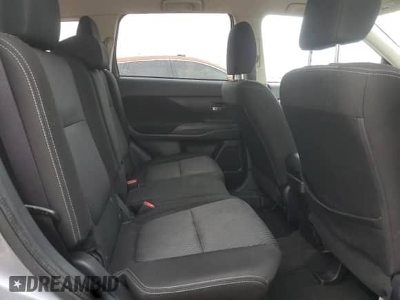 2017 Mitsubishi Outlander SE с VIN JA4AD3A31HZ055951, выставлен на аукционе Copart как лот 69435095 с пробегом 107 503 миль миль и Списание • Salvage title. История ставок и продаж доступна на DreamBid. Изображение 10.