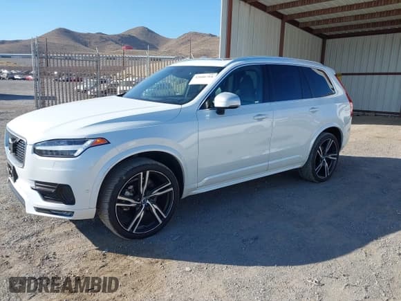 ✅ 2019 Volvo XC90 R-Design • VIN: YV4A22PM9K1465468 • Лот: 42606764. Опубликован ранее на IAAI с пробегом 8 066 миль. Бесплатный доступ к архиву аукционных продаж из США и подробный отчёт об истории автомобиля на DreamBid. Изображение 17.