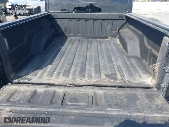 ✅ 2021 Jeep Gladiator Rubicon • VIN: 1C6JJTBG5ML544969 • Лот: 41902421. Опубликован ранее на IAAI с пробегом 31 723 миль. Бесплатный доступ к архиву аукционных продаж из США и подробный отчёт об истории автомобиля на DreamBid. Изображение 17.