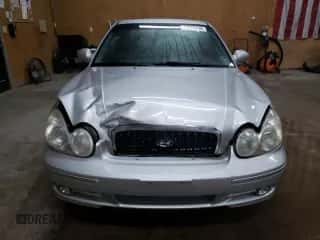 2003 Hyundai Sonata GLS with VIN KMHWF35H43A823730, listed as a Copart auction lot 73930274 with 299,601 mi miles and Non repairable. Bid and sale history available at DreamBid. Image 5.