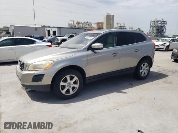 ✅ 2012 Volvo XC60 3.2L • VIN: YV4952DL5C2282067 • Лот: 45854725. Опубликован ранее на Copart с пробегом 248 826 миль. Бесплатный доступ к архиву аукционных продаж из США и подробный отчёт об истории автомобиля на DreamBid. Изображение 1.