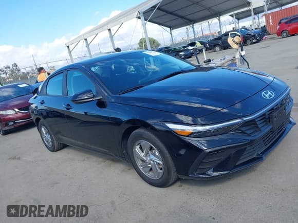 ✅ 2024 Hyundai Elantra SE • VIN: KMHLL4DG9RU675835 • Lot: 43383823. Listed on IAAI with 37,022 mi. Free auction sales archive from the USA and detailed vehicle history report at DreamBid. Image 1.