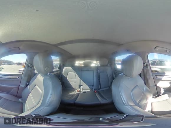 ✅ 2019 Porsche Cayenne S • VIN: WP1AB2AY6KDA65587 • Lot: 89461605. Wystawiony na Copart z przebiegiem 38 365 mil. Bezpłatny archiwum sprzedaży aukcyjnych z USA i szczegółowy raport historii pojazdu na DreamBid. Zdjęcie 16.