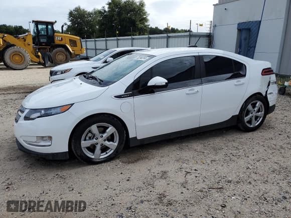 ✅ 2015 Chevrolet Volt • VIN: 1G1RD6E44FU143084 • Lot: 70296314. Wystawiony na Copart z przebiegiem 117 957 mil. Bezpłatny archiwum sprzedaży aukcyjnych z USA i szczegółowy raport historii pojazdu na DreamBid. Zdjęcie 1.