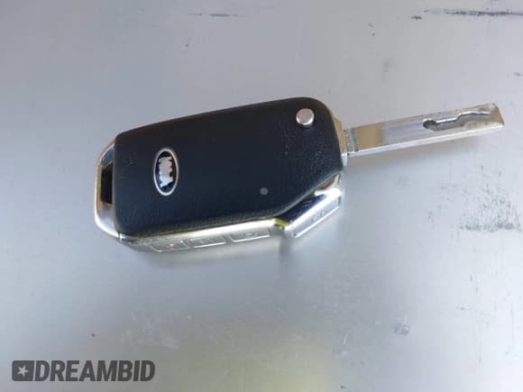 ✅ 2021 Kia Forte LXS • VIN: 3KPF24ADXME348303 • Лот: 42082884. Опубликован ранее на IAAI с пробегом 102 754 миль. Бесплатный доступ к архиву аукционных продаж из США и подробный отчёт об истории автомобиля на DreamBid. Изображение 11.