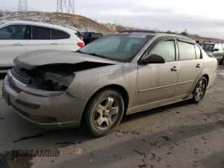 ✅ 2005 Chevrolet Malibu LT • VIN: 1G1ZU54855F186933 • Lot: 84098404. Wystawiony na Copart z przebiegiem 127 775 mil mil. Skorzystaj z bezpłatnego archiwum sprzedaży aukcyjnych z USA i zobacz szczegółowy raport historii pojazdu na DreamBid. Zdjęcie 1.