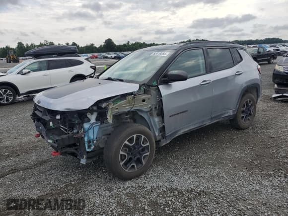 ✅ 2019 Jeep Compass Trailhawk • VIN: 3C4NJDDBXKT622570 • Лот: 65618055. Опубликован ранее на Copart с пробегом 115 889 миль. Бесплатный доступ к архиву аукционных продаж из США и подробный отчёт об истории автомобиля на DreamBid. Изображение 1.