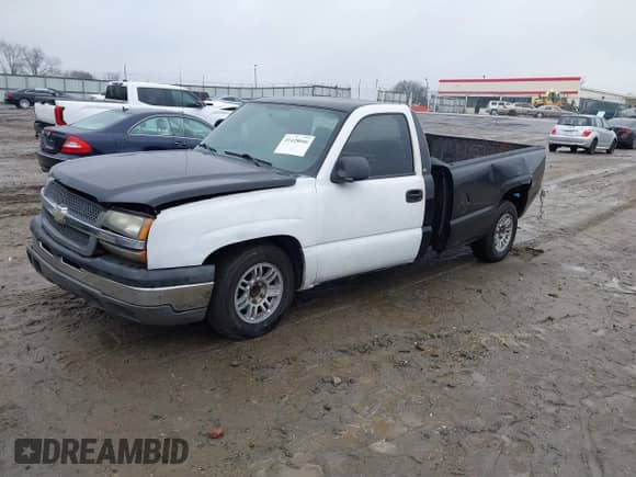 2004 Chevrolet Silverado 1500 Work Truck z VIN 1GCEC14X44Z335614, wystawiony jako IAAI lot #41428046 z przebiegiem 201 735 mil mil oraz . Historia ofert i sprzedaży dostępna na DreamBid. Obrazek 17.