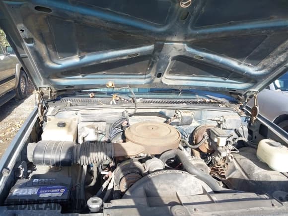 ✅ 1991 Chevrolet Silverado 1500 • VIN: 1GCDK14KXME109748 • Lot: 43690868. Wystawiony na IAAI z przebiegiem 204 438 mil. Bezpłatny archiwum sprzedaży aukcyjnych z USA i szczegółowy raport historii pojazdu na DreamBid. Zdjęcie 10.