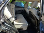 ✅ 2018 Hyundai Santa Fe 2.4L • VIN: 5XYZU3LB6JG522640 • Лот: 59038864. Опубликован ранее на Copart с пробегом 82 372 миль. Бесплатный доступ к архиву аукционных продаж из США и подробный отчёт об истории автомобиля на DreamBid. Изображение 11.