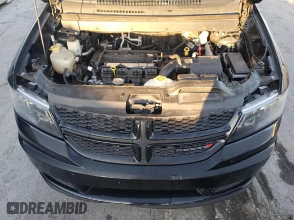 ✅ 2018 Dodge Journey SE • VIN: 3C4PDCAB4JT195996 • Лот: 92598545. Опубликован ранее на Copart с пробегом 135 385 миль. Бесплатный доступ к архиву аукционных продаж из США и подробный отчёт об истории автомобиля на DreamBid. Изображение 12.