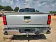 ✅ 2015 Chevrolet Silverado 1500 LT • VIN: 1GCVKREH7FZ214331 • Лот: 81473755. Опубликован ранее на Copart с пробегом 304 224 миль. Бесплатный доступ к архиву аукционных продаж из США и подробный отчёт об истории автомобиля на DreamBid. Изображение 6.