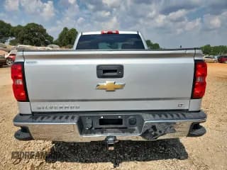 ✅ 2015 Chevrolet Silverado 1500 LT • VIN: 1GCVKREH7FZ214331 • Лот: 81473755. Опубликован ранее на Copart с пробегом 304 224 миль. Бесплатный доступ к архиву аукционных продаж из США и подробный отчёт об истории автомобиля на DreamBid. Изображение 6.
