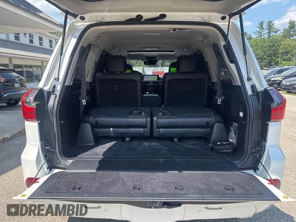 ✅ 2016 Lexus LX 570 • VIN: JTJHY7AX6G4219108 • Лот: 42872891. Опубликован ранее на IAAI с пробегом 93 069 миль. Бесплатный доступ к архиву аукционных продаж из США и подробный отчёт об истории автомобиля на DreamBid. Изображение 6.