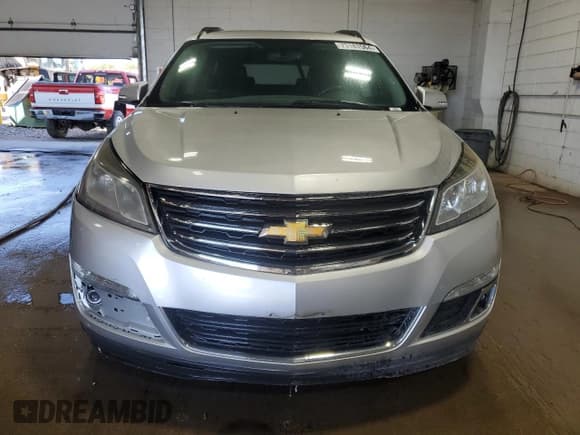 ✅ 2014 Chevrolet Traverse LT • VIN: 1GNKRHKD0EJ278404 • Lot: 73181564. Wystawiony na Copart z przebiegiem 151 589 mil. Bezpłatny archiwum sprzedaży aukcyjnych z USA i szczegółowy raport historii pojazdu na DreamBid. Zdjęcie 5.