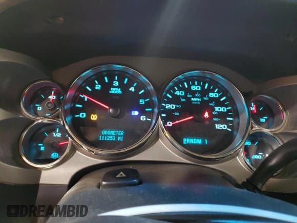 ✅ 2008 Chevrolet Silverado 2500HD Work Truck • VIN: 1GCHK23K38F150960 • Lot: 47952405. Wystawiony na Copart z przebiegiem 111 253 mil. Bezpłatny archiwum sprzedaży aukcyjnych z USA i szczegółowy raport historii pojazdu na DreamBid. Zdjęcie 9.