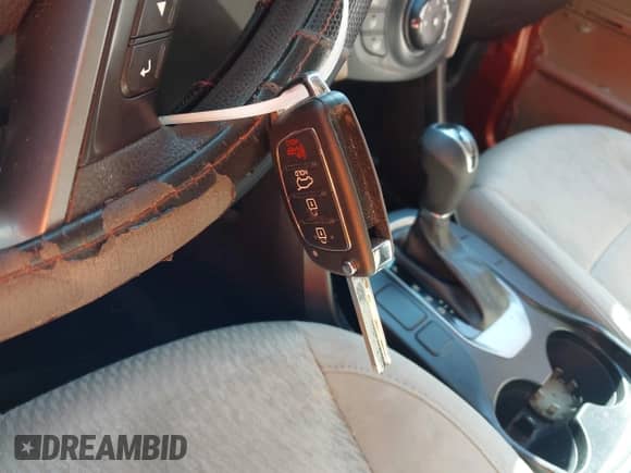 2013 Hyundai Santa Fe Sport z VIN 5XYZTDLB9DG023845, wystawiony jako IAAI lot #43548483 z przebiegiem 155 096 mil mil oraz . Historia ofert i sprzedaży dostępna na DreamBid. Obrazek 11.