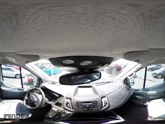 ✅ 2017 Ford Transit • VIN: 1FTYE1YM8HKB45935 • Lot: 42177029. Wystawiony na IAAI z przebiegiem 134 789 mil. Bezpłatny archiwum sprzedaży aukcyjnych z USA i szczegółowy raport historii pojazdu na DreamBid. Zdjęcie 18.