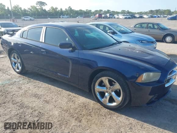 2014 Dodge Charger SXT Plus with VIN 2C3CDXHG5EH254435, listed as a IAAI auction lot 42178122 with 120,622 mi miles and . Bid and sale history available at DreamBid. Image 1.