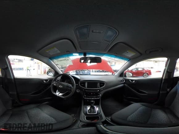 ✅ 2019 Hyundai Ioniq Blue • VIN: KMHC65LC7KU180230 • Lot: 42995835. Wystawiony na IAAI z przebiegiem 159 325 mil. Bezpłatny archiwum sprzedaży aukcyjnych z USA i szczegółowy raport historii pojazdu na DreamBid. Zdjęcie 19.