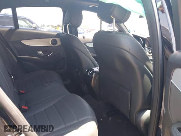 ✅ 2021 Mercedes-Benz GLC 300 • VIN: W1N0J8EB0MF950523 • Lot: 42933307. Listed on IAAI with 12,572 mi. Free auction sales archive from the USA and detailed vehicle history report at DreamBid. Image 8.