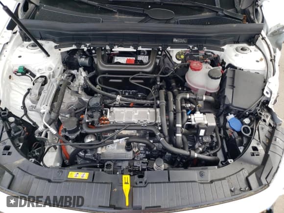 ✅ 2024 Mercedes-Benz EQB 350 • VIN: W1N9M1DB0RN098324 • Lot: 68393325. Listed on Copart with 3,985 mi. Free auction sales archive from the USA and detailed vehicle history report at DreamBid. Image 11.