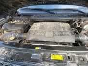 ✅ 2012 Land Rover Range Rover HSE Lux • VIN: SALMF1D41CA384753 • Lot: 42355082. Wystawiony na IAAI z przebiegiem 201 936 mil. Bezpłatny archiwum sprzedaży aukcyjnych z USA i szczegółowy raport historii pojazdu na DreamBid. Zdjęcie 10.