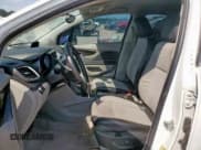 ✅ 2016 Buick Encore • VIN: KL4CJASB2GB747011 • Lot: 81990085. Wystawiony na Copart z przebiegiem 116 438 mil. Bezpłatny archiwum sprzedaży aukcyjnych z USA i szczegółowy raport historii pojazdu na DreamBid. Zdjęcie 7.