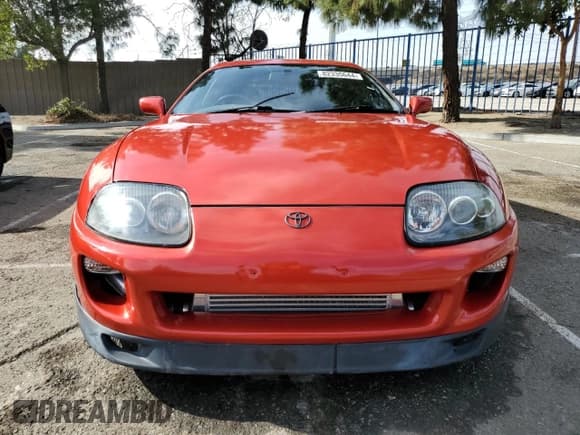 ✅ 1995 Toyota Supra • VIN: JZA800030605 • Lot: 82335644. Wystawiony na Copart z przebiegiem 154 190 mil. Bezpłatny archiwum sprzedaży aukcyjnych z USA i szczegółowy raport historii pojazdu na DreamBid. Zdjęcie 5.