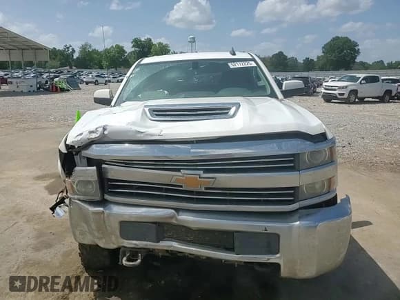 ✅ 2018 Chevrolet Silverado 2500HD LT • VIN: 1GC1KVEY8JF273616 • Lot: 62172225. Listed on Copart with 90,921 mi. Free auction sales archive from the USA and detailed vehicle history report at DreamBid. Image 13.