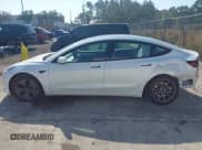 ✅ 2021 Tesla Model 3 Long Range • VIN: 5YJ3E1EB9MF048490 • Lot: 43697250. Wystawiony na IAAI z przebiegiem 58 078 mil. Bezpłatny archiwum sprzedaży aukcyjnych z USA i szczegółowy raport historii pojazdu na DreamBid. Zdjęcie 14.