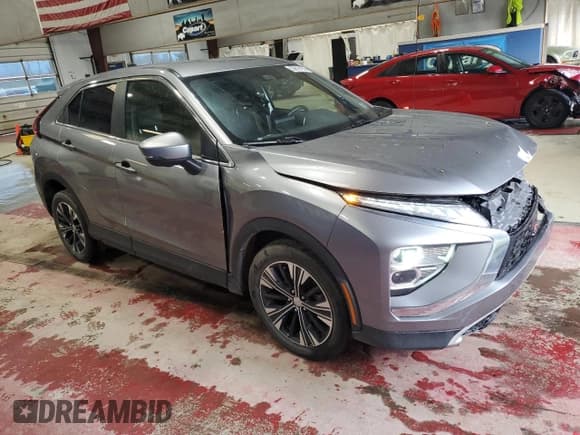 ✅ 2022 Mitsubishi Eclipse Cross SE • VIN: JA4ATWAA5NZ000384 • Lot: 53619155. Wystawiony na Copart z przebiegiem 21 931 mil. Bezpłatny archiwum sprzedaży aukcyjnych z USA i szczegółowy raport historii pojazdu na DreamBid. Zdjęcie 4.