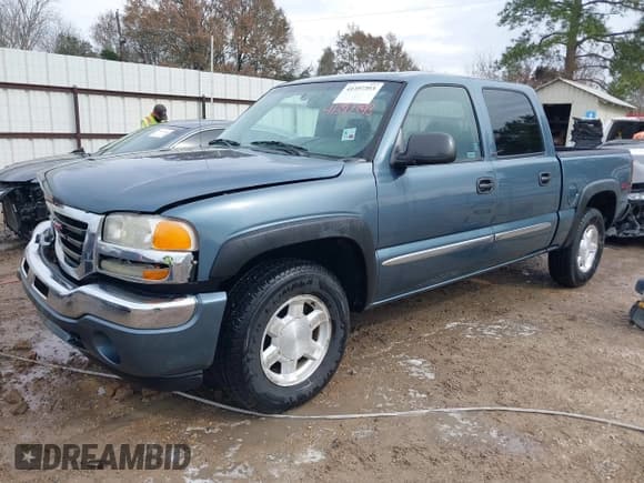 ✅ 2007 GMC Sierra 1500 SLE1 • VIN: 2GTEK13Z571172488 • Lot: 41397393. Listed on IAAI with 261,146 mi. Free auction sales archive from the USA and detailed vehicle history report at DreamBid. Image 17.