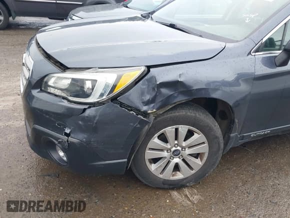 ✅ 2017 Subaru Outback Premium • VIN: 4S4BSACC5H3288425 • Лот: 43692863. Опубликован ранее на IAAI с пробегом 122 860 миль. Бесплатный доступ к архиву аукционных продаж из США и подробный отчёт об истории автомобиля на DreamBid. Изображение 6.