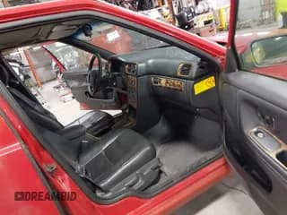 ✅ 1998 Volvo S70 • VIN: YV1LS5671W1546389 • Lot: 43669746. Wystawiony na IAAI z przebiegiem 210 451 mil. Bezpłatny archiwum sprzedaży aukcyjnych z USA i szczegółowy raport historii pojazdu na DreamBid. Zdjęcie 5.