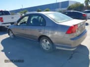 ✅ 2004 Honda Civic • VIN: JHMES96644S011561 • Lot: 43384317. Listed on IAAI with 282,959 mi. Free auction sales archive from the USA and detailed vehicle history report at DreamBid. Image 3.