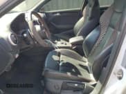 ✅ 2019 Audi RS 3 • VIN: WUABWGFF2KA906646 • Лот: 71783475. Опубликован ранее на Copart с пробегом 28 038 миль. Бесплатный доступ к архиву аукционных продаж из США и подробный отчёт об истории автомобиля на DreamBid. Изображение 7.