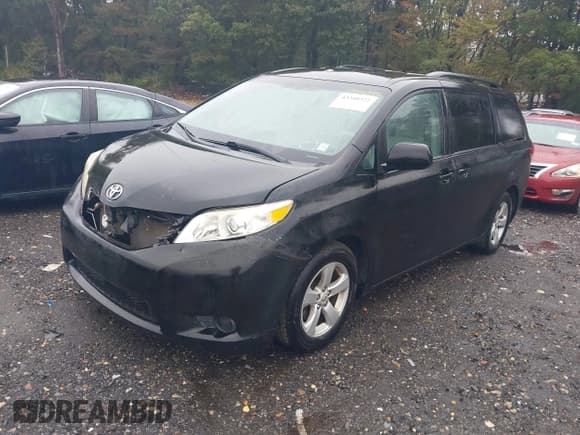 ✅ 2012 Toyota Sienna LE AAS • VIN: 5TDKK3DC0CS277578 • Lot: 43340372. Wystawiony na IAAI z przebiegiem 257 614 mil. Bezpłatny archiwum sprzedaży aukcyjnych z USA i szczegółowy raport historii pojazdu na DreamBid. Zdjęcie 19.