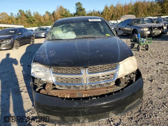 ✅ 2013 Dodge Avenger SE • VIN: 1C3CDZAB7DN519131 • Лот: 80983394. Опубликован ранее на Copart с пробегом 163 741 миль. Бесплатный доступ к архиву аукционных продаж из США и подробный отчёт об истории автомобиля на DreamBid. Изображение 5.