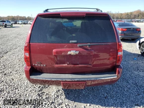 ✅ 2009 Chevrolet Tahoe LTZ • VIN: 1GNFC33J19R178166 • Lot: 83400004. Listed on Copart with 189,600 mi. Free auction sales archive from the USA and detailed vehicle history report at DreamBid. Image 6.