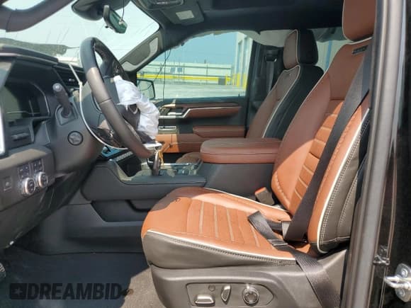 ✅ 2023 GMC Sierra 1500 Denali Ultimate • VIN: 1GTUUHEL6PZ272761 • Лот: 71745145. Опубликован ранее на Copart с пробегом 18 175 миль. Бесплатный доступ к архиву аукционных продаж из США и подробный отчёт об истории автомобиля на DreamBid. Изображение 7.