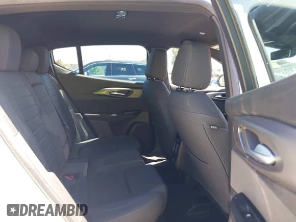 2024 Dodge Hornet R/T z VIN ZACPDFCW9R3A28545, wystawiony jako IAAI lot #42901439 z przebiegiem 23 660 mil mil oraz . Historia ofert i sprzedaży dostępna na DreamBid. Obrazek 8.