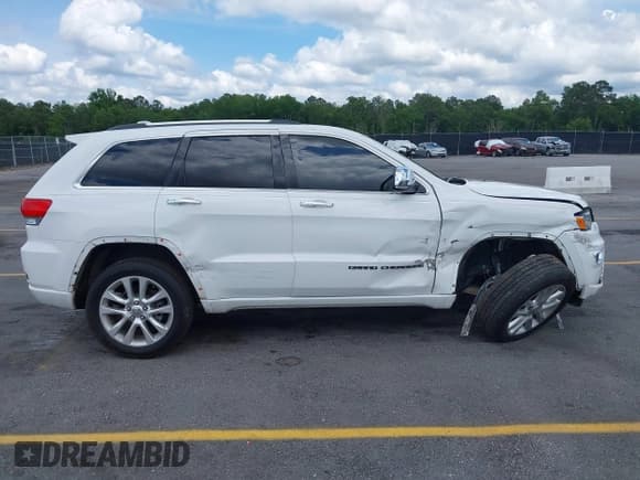 ✅ 2017 Jeep Grand Cherokee Overland • VIN: 1C4RJECG8HC813686 • Лот: 42220435. Опубликован ранее на IAAI с пробегом 116 886 миль. Бесплатный доступ к архиву аукционных продаж из США и подробный отчёт об истории автомобиля на DreamBid. Изображение 13.