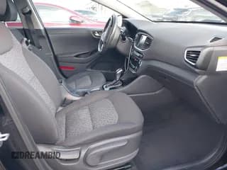 ✅ 2017 Hyundai Ioniq SEL • VIN: KMHC75LC6HU049974 • Lot: 41549076. Wystawiony na IAAI z przebiegiem 210 776 mil. Bezpłatny archiwum sprzedaży aukcyjnych z USA i szczegółowy raport historii pojazdu na DreamBid. Zdjęcie 5.