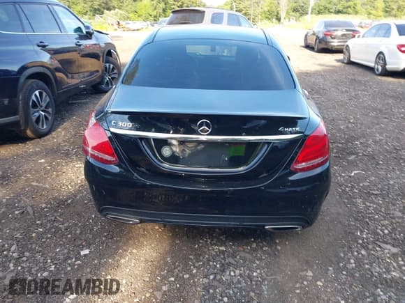 ✅ 2017 Mercedes-Benz C 300 • VIN: WDDWF4KB0HR260832 • Lot: 42758950. Listed on IAAI with 81,572 mi. Free auction sales archive from the USA and detailed vehicle history report at DreamBid. Image 16.